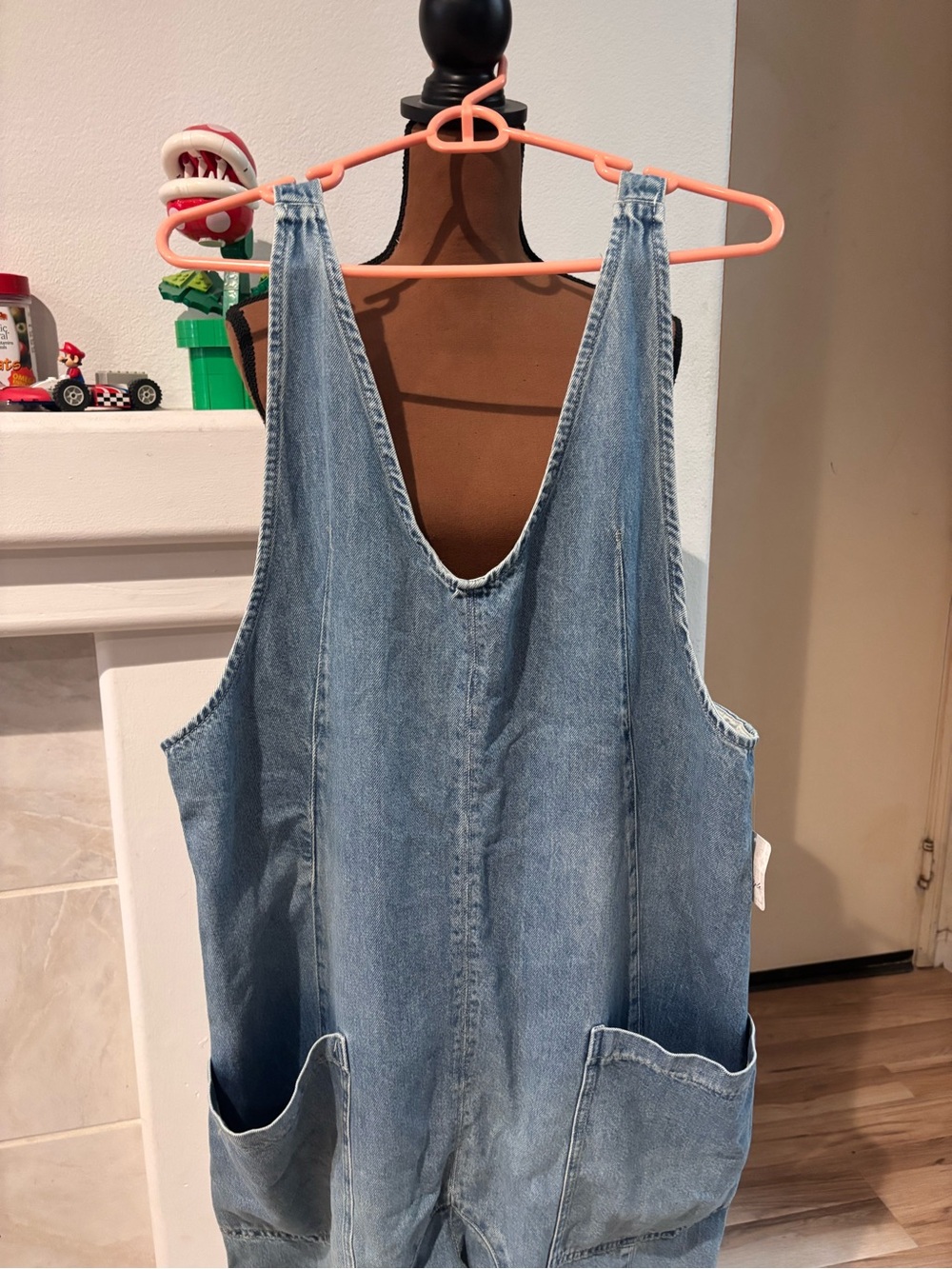 Free People High Roller Jumpsuit/ Overalls light blue denim SZ L NWT - Picture 6 of 9